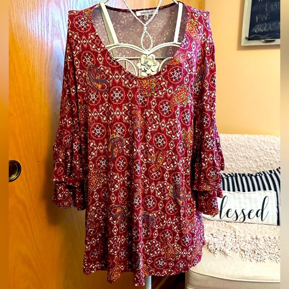Rose + Olive 2x Knit Top